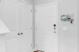 620 Redbud Ln, Summerville, SC 29486 - Photo 7