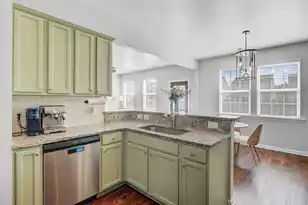 620 Redbud Ln, Summerville, SC 29486 - Photo 15