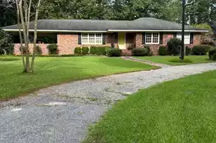 617 Pickwood Dr, Manning, SC 29102 - Photo 3