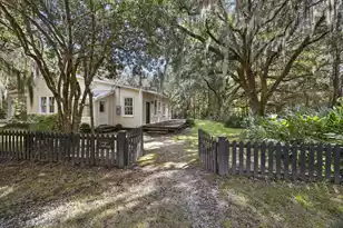 1095 Hughes Rd, Johns Island, SC 29455 - Photo 21