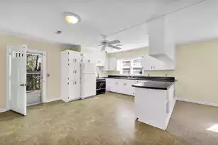 208 George St, Walterboro, SC 29488 - Photo 19