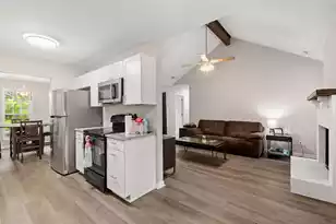 20 Bonnie Burn Rd, Goose Creek, SC 29445 - Photo 11