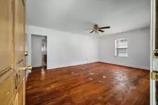 105 Pinewood St, Walterboro, SC 29488 - Photo 3