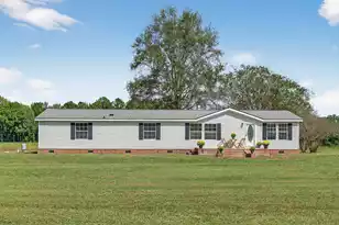 643 Main Street E, Harleyville, SC 29448 - Photo 19