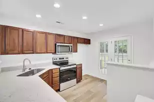 1402 Poplar Grove Pl, Summerville, SC 29483 - Photo 9