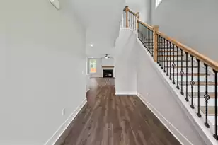 229 Creek Pointe Dr, Moncks Corner, SC 29461 - Photo 9