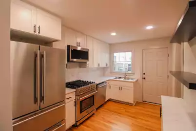 186 Queen Street, Charleston, SC 29403 - Photo 21