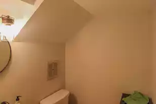 186 Queen St, Charleston, SC 29403 - Photo 15