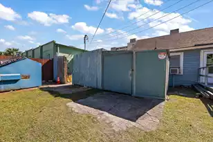 7 Center St, Folly Beach, SC 29439 - Photo 35