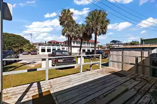 7 Center St, Folly Beach, SC 29439 - Photo 31