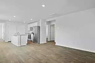 122 Brooks Dr, Holly Hill, SC 29059 - Photo 9