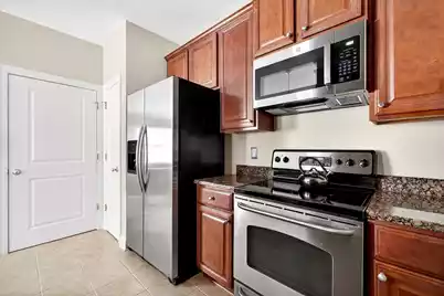 1900 Belle Isle Avenue #104, Mount Pleasant, SC 29464 - Photo 11