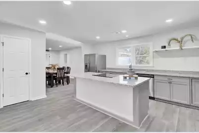 200 Roosevelt Drive, Saint Stephen, SC 29479 - Photo 9