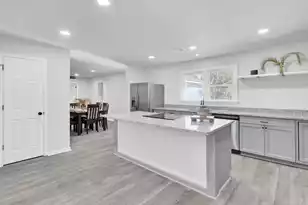 200 Roosevelt Dr, Saint Stephen, SC 29479 - Photo 9