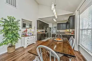 107 Foxglove Ave, Summerville, SC 29483 - Photo 11