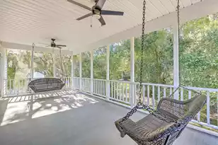 317 Rutherford St, Summerville, SC 29483 - Photo 23