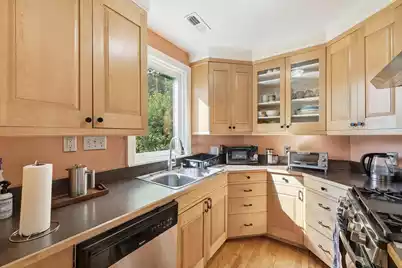 315 Hollywood Drive, Charleston, SC 29407 - Photo 11