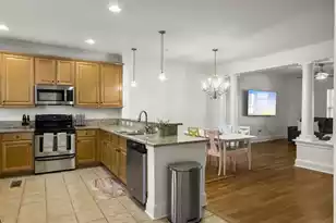 212 Etiwan Pointe Dr, Mount Pleasant, SC 29464 - Photo 5