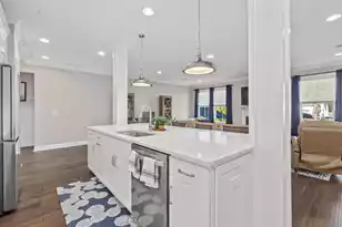 2856 Wagner Wy, Mount Pleasant, SC 29466 - Photo 11
