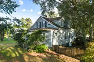 725 King St, Mount Pleasant, SC 29464 - Photo 47