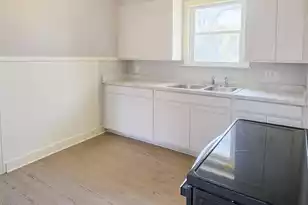 605 Poplar St, Walterboro, SC 29488 - Photo 5