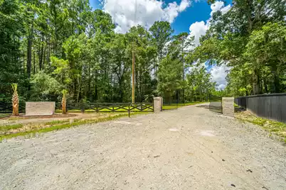 001 Southern Acres Lane, Summerville, SC 29486 - Photo 3