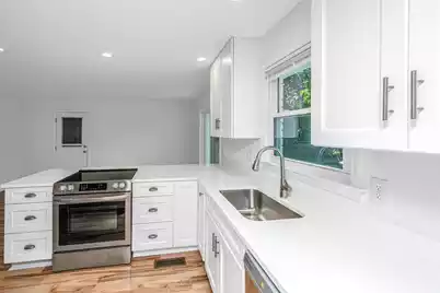 899 Melrose Drive, Charleston, SC 29414 - Photo 7