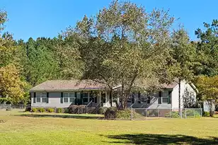 2869 Turkey Cut Rd, Smoaks, SC 29481 - Photo 5