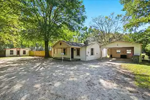 126 Mizzell Rd, Summerville, SC 29483 - Photo 3