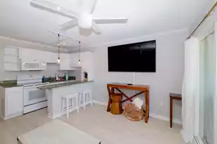 1300 Ocean Blvd, Isle Of Palms, SC 29451 - Photo 9