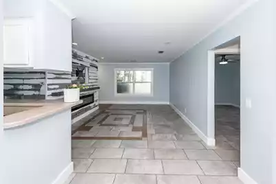 333 Coleman Boulevard W #E, Mount Pleasant, SC 29464 - Photo 13