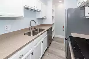 333 Coleman Blvd W, Mount Pleasant, SC 29464 - Photo 15