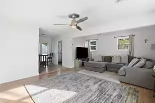 1109 Old Trail Rd, Beaufort, SC 29902 - Photo 3