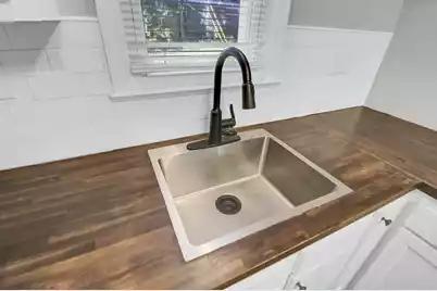 2021 Fremont Street, Charleston, SC 29412 - Photo 13