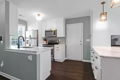 329 Reagan Drive, Summerville, SC 29486 - Photo 5