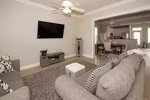 103 Hyacinth St, Summerville, SC 29483 - Photo 5