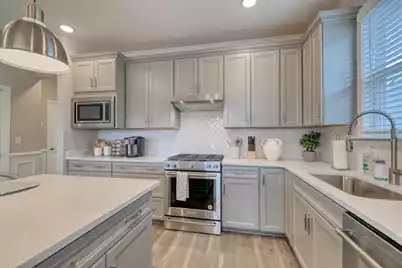 659 Coral Bells Lane, Summerville, SC 29486 - Photo 3