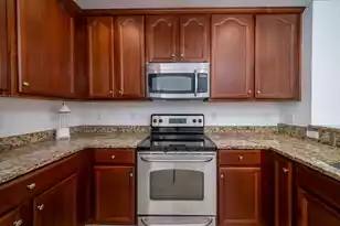 732 Shelmore Blvd S, Mount Pleasant, SC 29464 - Photo 11