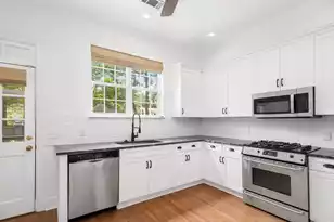 861 Center Park St, Charleston, SC 29492 - Photo 17