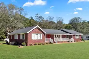 10163 Charleston Hwy, Saint George, SC 29477 - Photo 1