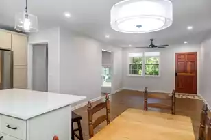 1261 Hampshire Rd, Charleston, SC 29412 - Photo 11