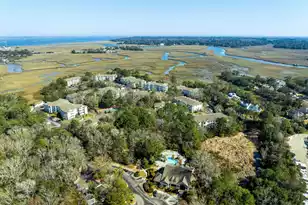 700 Daniel Ellis Dr, Charleston, SC 29412 - Photo 3