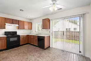 7954 Long Shadow Ln, North Charleston, SC 29406 - Photo 11