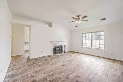 8625 Bentwood Drive, North Charleston, SC 29406 - Photo 9