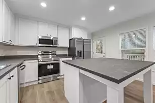 192 Dean Dr, Summerville, SC 29483 - Photo 3