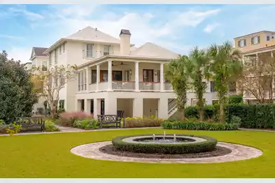 74 Halsey Boulevard, Charleston, SC 29401 - Photo 1