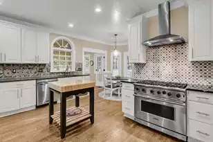 3708 Colonel Vanderhorst Cir, Mount Pleasant, SC 29466 - Photo 11