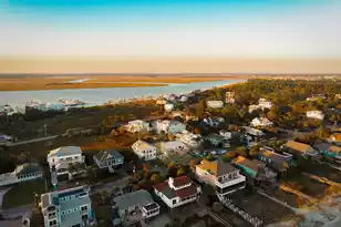 912 Ashley Ave W, Folly Beach, SC 29439 - Photo 97