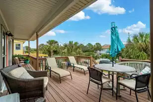 912 Ashley Ave W, Folly Beach, SC 29439 - Photo 19