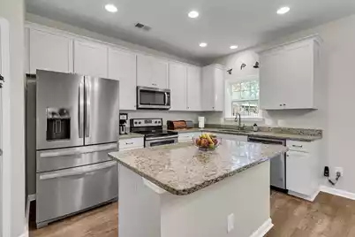 136 Longdale Drive, Summerville, SC 29483 - Photo 5